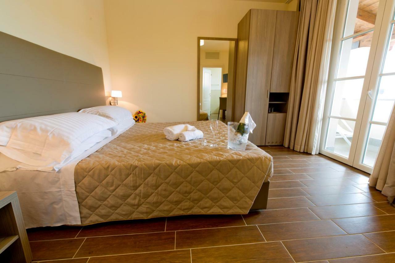 Villa Carolina Resort Castelletto d'Orba 外观 照片
